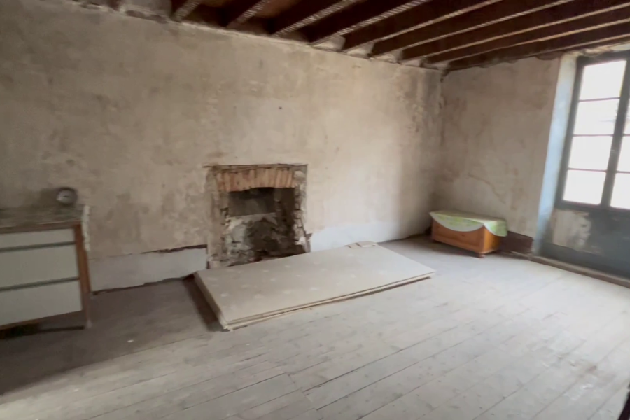 master bedroom firplace